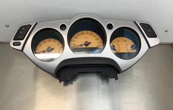 Nissan Murano Z50 Speedometer (instrument cluster) 68240CA000