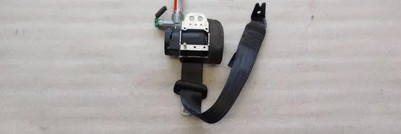 Volvo C30 Rear seatbelt 30642227