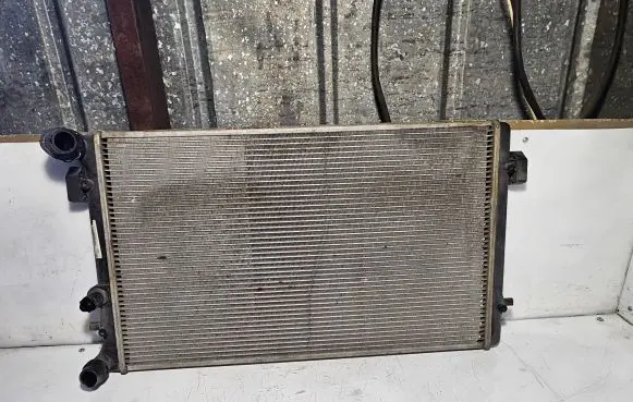 Skoda Octavia Mk2 (1Z) Coolant radiator 1J0121253AD