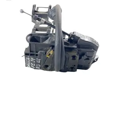 Hyundai Santa Fe Front door lock 813202B020