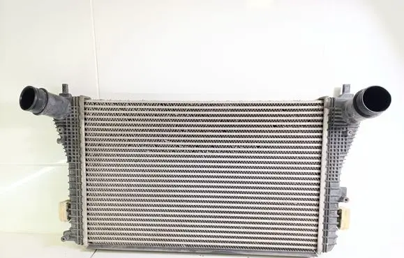 Volkswagen Golf VI Intercooler radiator 1K0145803BM