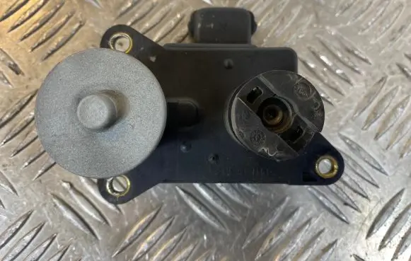Hyundai Tucson JM Intake manifold valve actuator/motor 2838127400 7J05059C