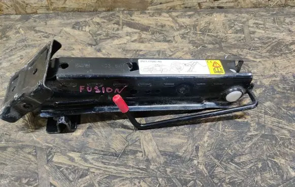 Ford Fusion Lift Jack 2N1117080AB