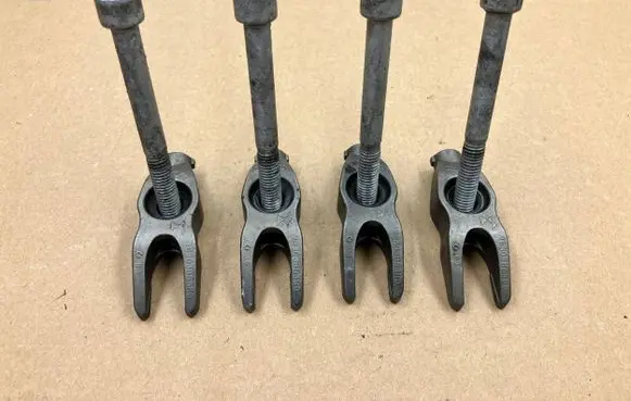 Peugeot Boxer Fuel Injector clamp holder 9830386380