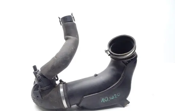 BMW 3 F30 F35 F31 Air intake hose/pipe 70522747