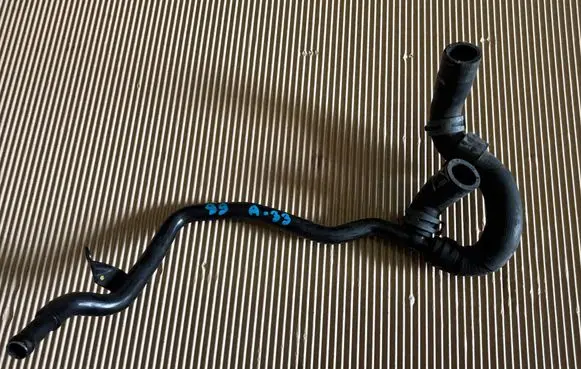 Skoda Octavia Mk3 (5E) Engine coolant pipe/hose 04L121064C