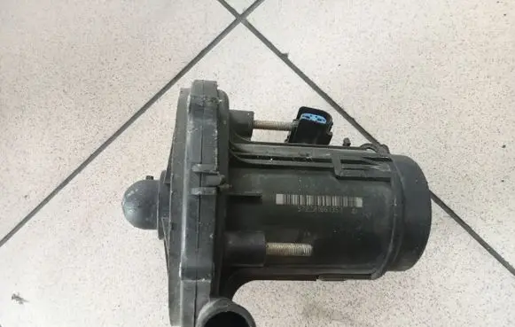 Ford Galaxy Secondary air pump 95WF9A486VD