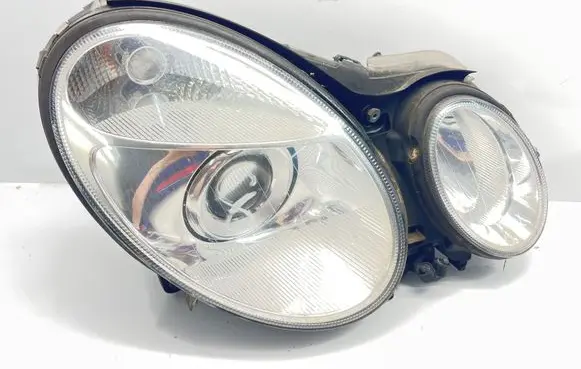 Mercedes-Benz E W211 Headlight/headlamp 15436001 5DV008290