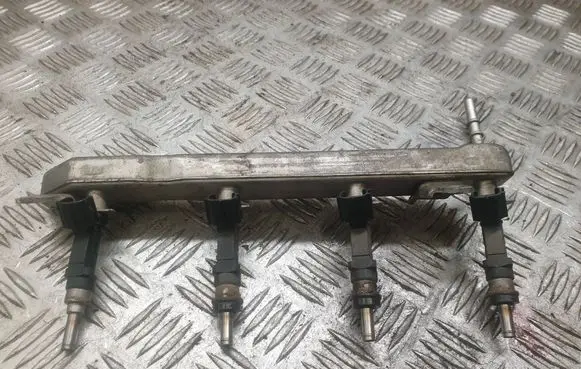 Toyota Yaris Fuel main line pipe