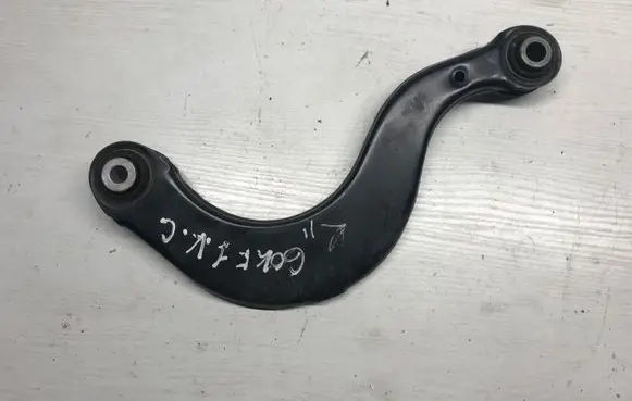 Volkswagen Golf VII Rear upper control arm/wishbone 5Q0505323D