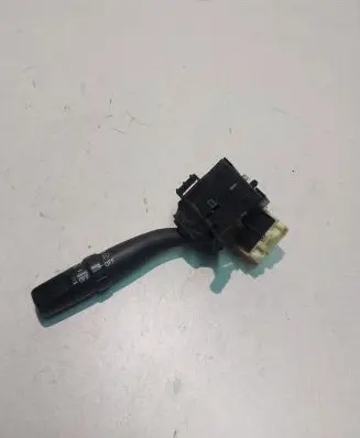 Toyota Avensis T250 Indicator stalk 173650