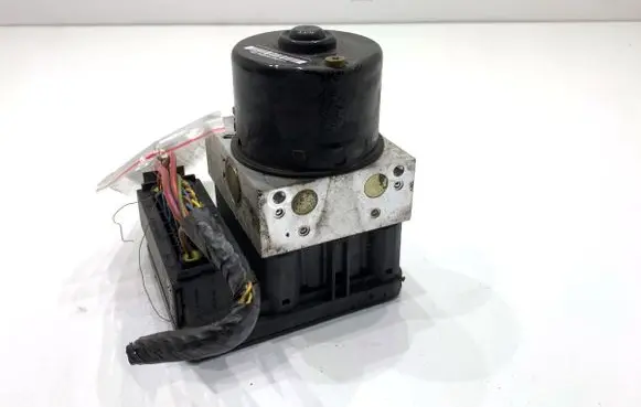 Mini One - Cooper R50 - 53 ABS Pump 6760268