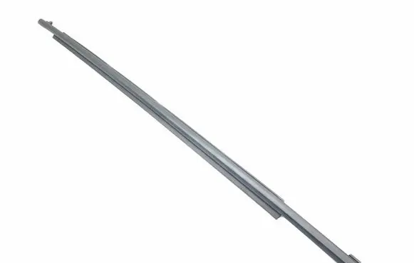 Toyota Prius (XW30) Rear door glass trim molding