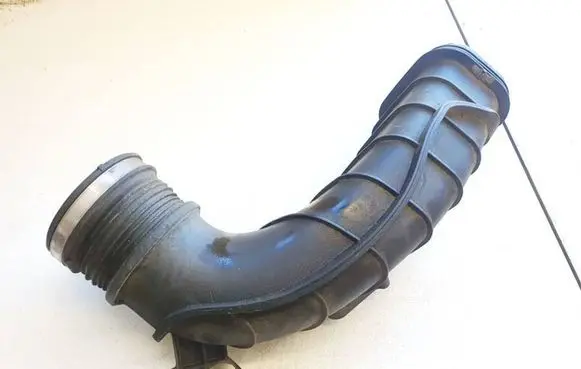 BMW 5 GT F07 Air intake hose/pipe 13718508047 14389710