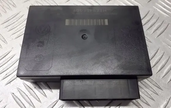 Skoda Fabia Mk1 (6Y) Central body control module 6Q0959433H