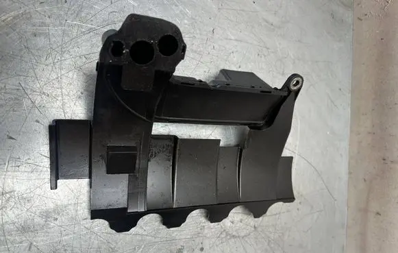 Volkswagen PASSAT B6 Oil breather separator 03G103623A