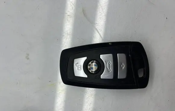 BMW 5 F10 F11 Ignition key/card 9226939-02 9226939