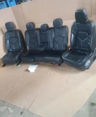 Seat set
