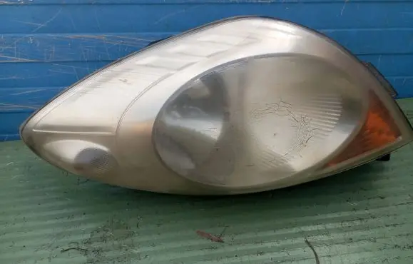 Nissan Note (E11) Headlight/headlamp