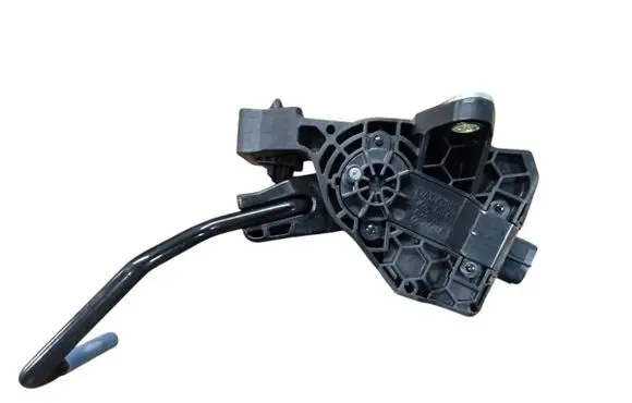 Toyota RAV 4 (XA50) Accelerator throttle pedal 7811033141