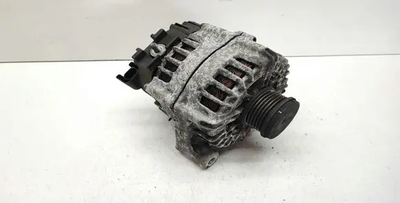 BMW 3 E92 E93 Generator/alternator 8507624