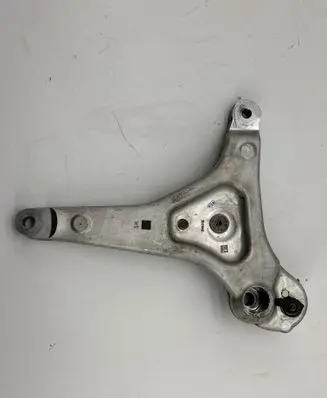 BMW 5 G60 G61 Front control arm 31106898521 6898521