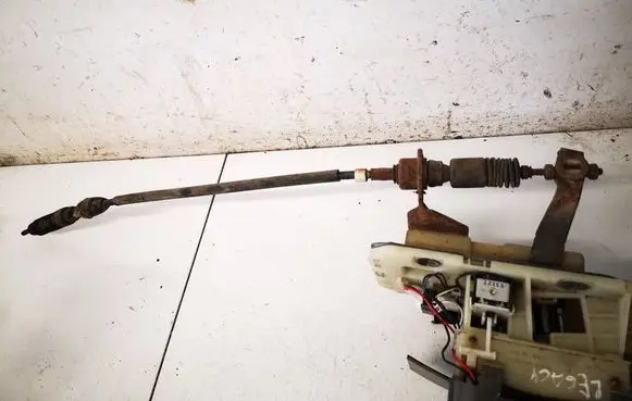 Subaru Legacy Gear shift cable linkage