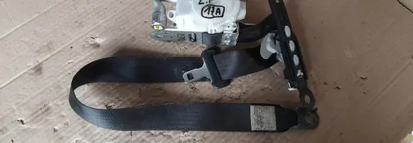Toyota Prius (XW10) Front seatbelt 7T8160-P