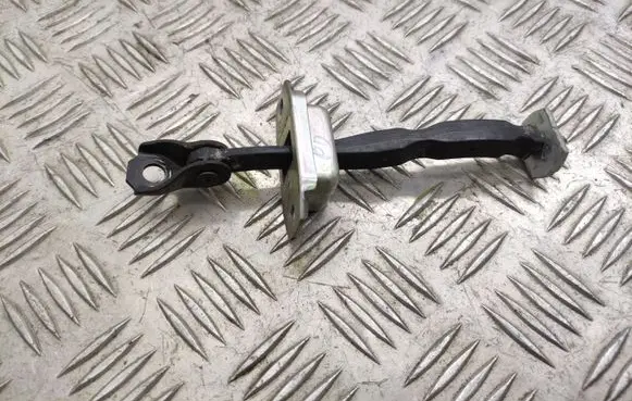 Nissan X-Trail T32 Front door check strap stopper