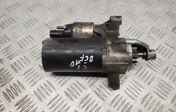 Audi A6 S6 C7 4G Starter motor 079911021D