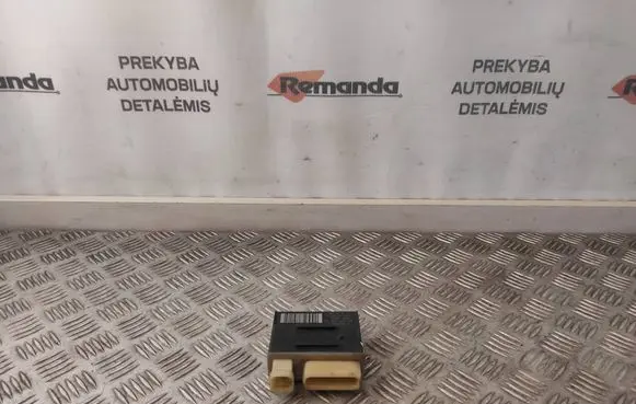 Peugeot 3008 I Glow plug pre-heat relay 9662570880 018010953