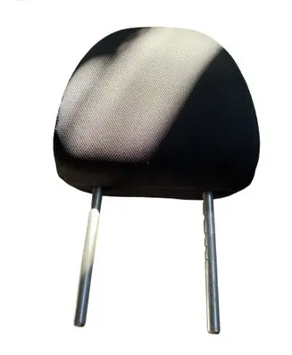 Mitsubishi L200 Front seat headrest 