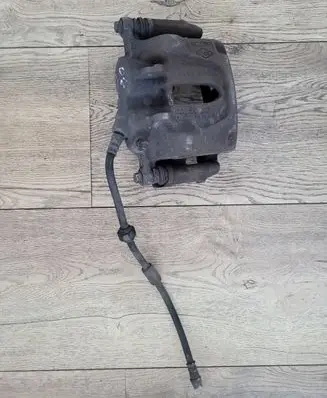 Opel Vivaro Front brake caliper 687092