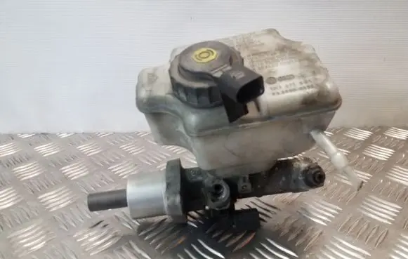 Audi A3 S3 8P Master brake cylinder 1K1611301D