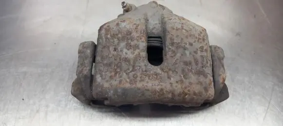 Seat Altea XL Front brake caliper