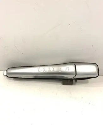 Mitsubishi Grandis Rear door exterior handle