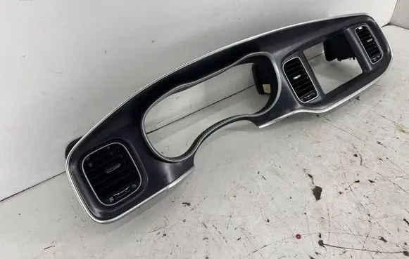 Dodge Charger Dashboard center trim panel 68377778AA 64981 AL25617XTQ005