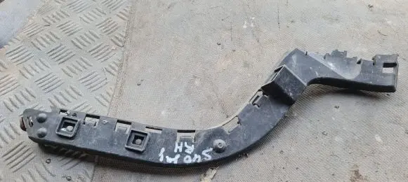 Volvo S40 Front bumper mounting bracket 31265599