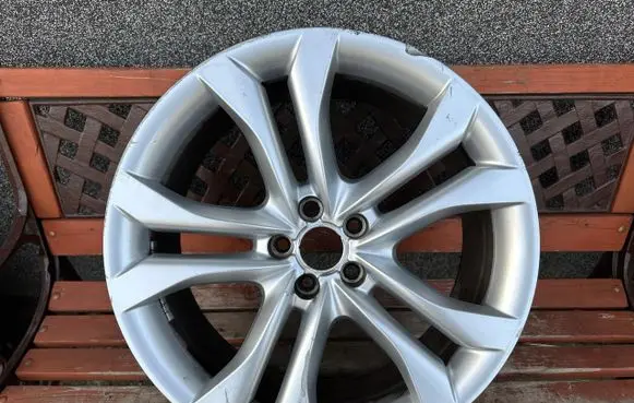 Audi Q5 SQ5 R20 alloy rim 