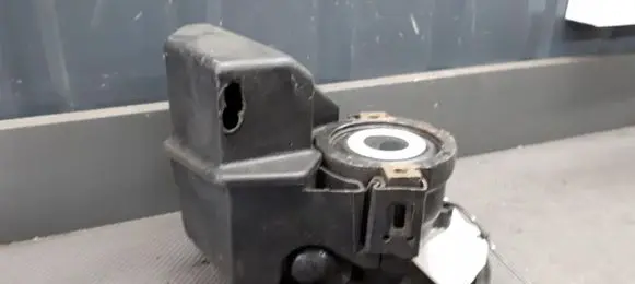 Renault Laguna I Power steering pump 26041023