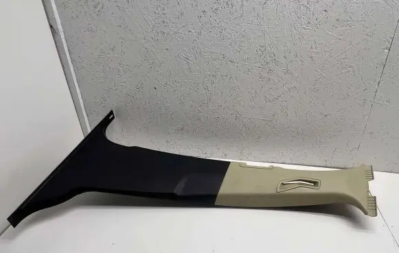 Volvo XC60 Seat belt trim 30767128 6841930