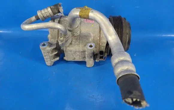 Mazda CX-5 Air conditioning (A/C) compressor (pump) KD6261450