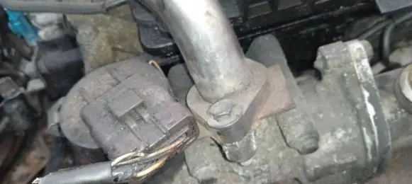 Citroen C4 I EGR valve 9681825280