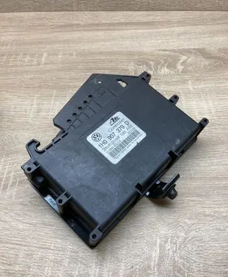 Volkswagen Golf III ABS control unit/module 1H0907379D