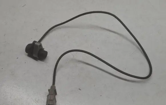 Audi A4 S4 B6 8E 8H Crankshaft speed sensor 0281002 189315