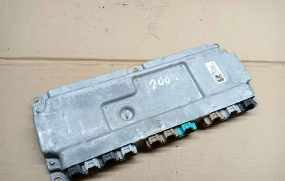 Ford Kuga III Battery control module LJ9814F092AA