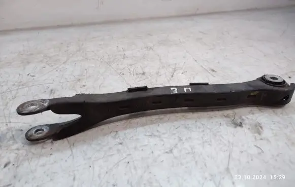 Mercedes-Benz CLS C219 Rear control arm