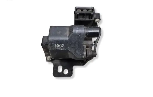 Audi 100 S4 C4 High voltage ignition coil 4A0905105B