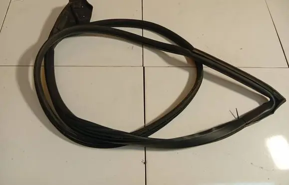 Alfa Romeo Mito Rubber seal front coupe door 