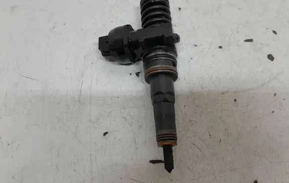Audi A4 S4 B6 8E 8H Fuel injector 0414720214